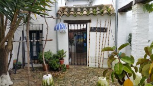 Украшаем свой дом как нравится.